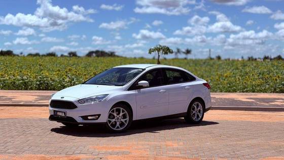 FORD FOCUS 2.0 SE 16V FLEX 4P POWERSHIFT FORD FOCUS 2.0 SE 16V FLEX 4P POWERSHIFT